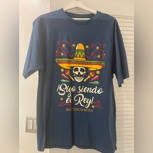 Men’s Shirt Size Large. Sigo Siendo El Rey.